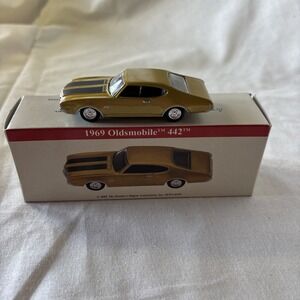 1969 OLDSMOBILE 442 GM Diecast Toy Car In Box Reader's Digest 2001 PROMO Speed